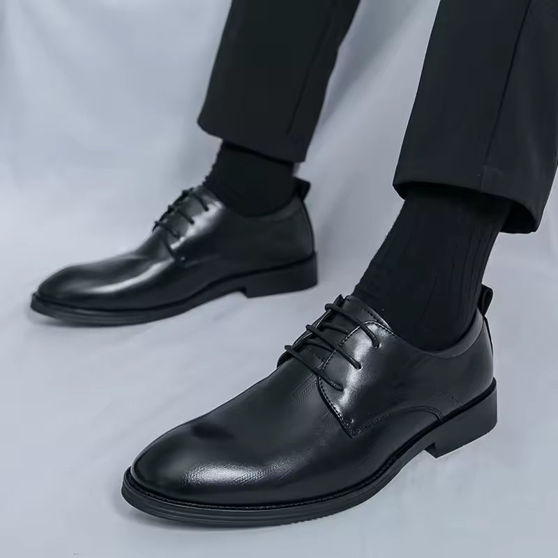 Klassische Herrenschuhe
