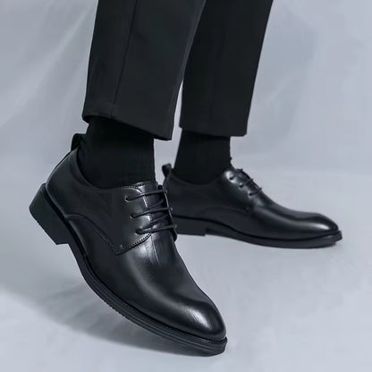 Klassische Herrenschuhe