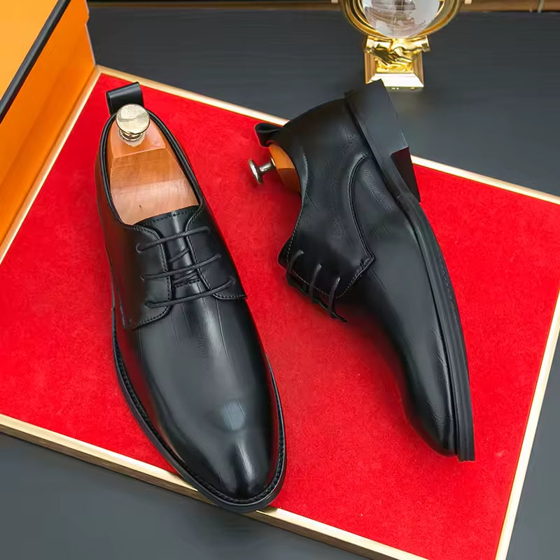 Klassische Herrenschuhe